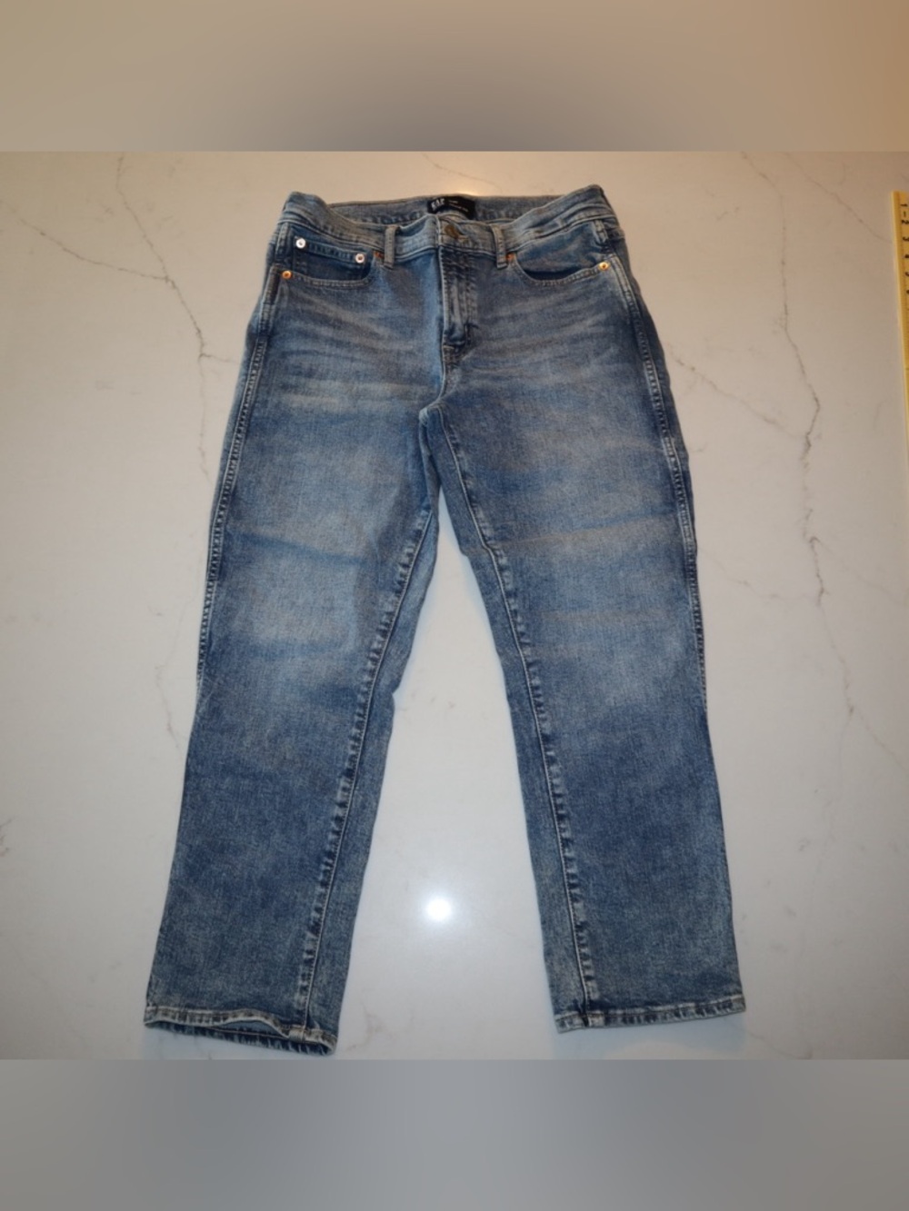 GAP Women's Vintage Slim “SHORT” Straight Light Blue Denim Jeans Size :10/30